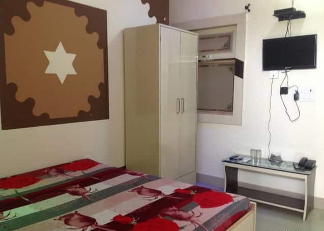 Hotel Green World Restaurant & Picnic Point, Hanumangarh 2